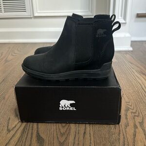 Sorrell EVIE 2 II Chelsea BLACK, Sea Salt size 7 Women’s Boots Booties